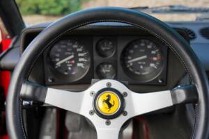 Image 48/50 de Ferrari 365 GT4 2+2 (1974)