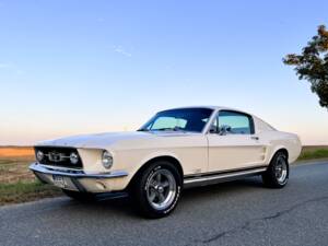 Image 17/45 of Ford Mustang 289 (1967)