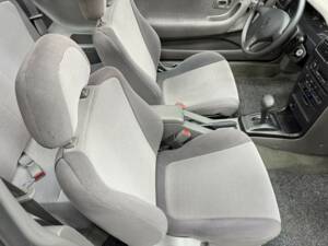 Image 17/50 of Nissan 100 NX (1994)