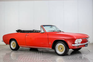 Image 8/50 of Chevrolet Corvair Monza Convertible (1966)
