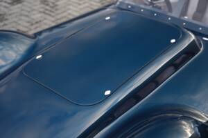 Image 38/50 of Lister Knobbly (1958)