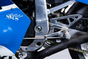 Bild 31/50 von Suzuki DUMMY (1988)