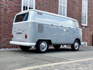Image 20/20 of Volkswagen T1 panel van (1964)