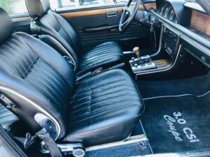 Image 18/20 of BMW 3.0 CS (1975)