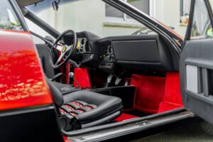Image 3/90 of Ferrari 365 GT4 BB (1975)