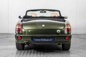 Immagine 14/50 di MG RV8 (1994)