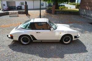 Bild 5/15 von Porsche 911 Carrera 3.2 (1986)