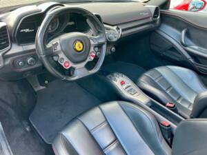 Image 12/18 de Ferrari 458 Spider (2014)