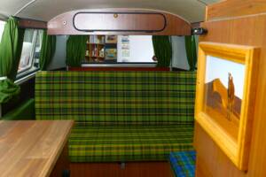 Bild 28/38 von Volkswagen T2b Camper (1974)