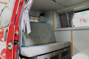 Bild 32/47 von Volkswagen T4 California 2.5 (1995)