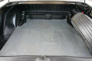 Bild 24/50 von Mercedes-Benz 280 SE (1968)