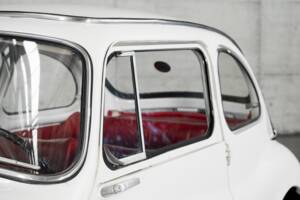 Image 9/48 of Subaru 360 (1970)