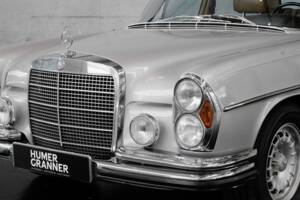 Immagine 13/50 di Mercedes-Benz 300 SEL 6.3 (1968)