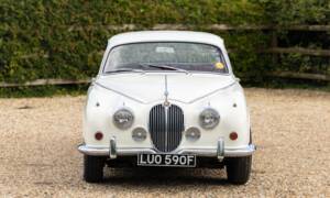 Image 6/50 of Jaguar Mk II 2.4 (1967)