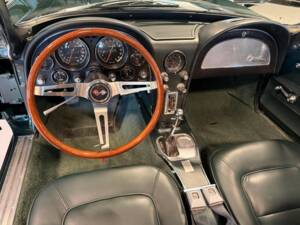 Bild 15/35 von Chevrolet Corvette Sting Ray Convertible (1965)