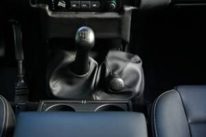 Bild 36/58 von Land Rover Defender 110 (2013)