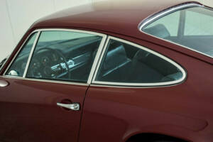 Image 37/50 of Porsche 912 (1969)