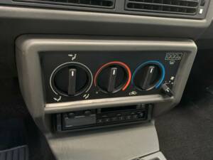 Image 12/30 of Alfa Romeo 75 1.6 (1989)
