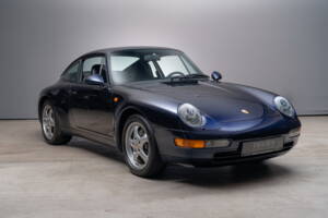 Image 3/24 of Porsche 911 Carrera (1993)