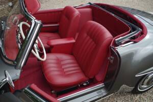 Image 32/50 of Mercedes-Benz 190 SL (1959)