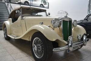 Image 3/26 of MG TD (1952)