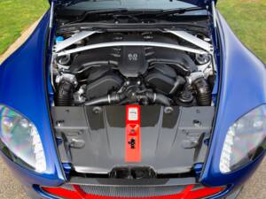 Bild 69/85 von Aston Martin V12 Vantage AMR Roadster (2018)