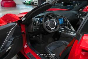 Image 14/23 of Chevrolet Corvette Stingray (2019)