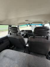 Image 21/54 of Volvo 245 GL (1990)