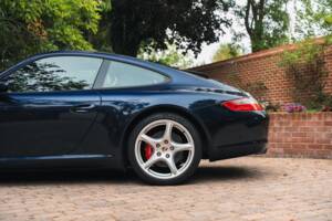 Bild 13/50 von Porsche 911 Carrera S (2005)