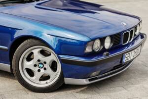 Immagine 7/74 di BMW M5 (1992)