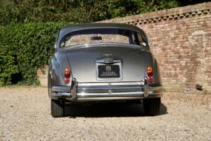 Bild 45/50 von Jaguar Mk II 3.4 (1966)
