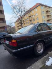 Bild 4/5 von BMW 525i (1991)
