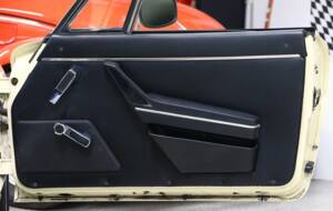 Image 12/25 of Alfa Romeo 2000 Spider Veloce (1982)