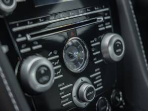 Bild 40/56 von Aston Martin DBS (2010)