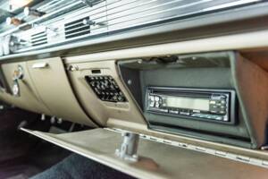 Bild 92/100 von Lincoln Continental Convertible (1965)