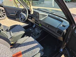 Image 14/14 of Volkswagen Golf Mk I Convertible 1.8 (1992)