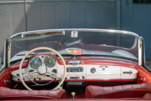 Image 11/19 of Mercedes-Benz 190 SL (1957)