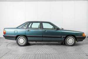 Image 10/41 of Audi 100 - 2.0 TD (1986)