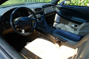 Immagine 5/26 di Chevrolet Corvette (2002)