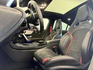 Image 12/31 of Mercedes-AMG CLA 45 S 4MATIC+ (2021)