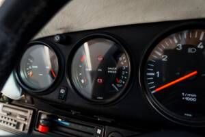 Bild 33/60 von Porsche 911 Carrera 3.2 (1987)