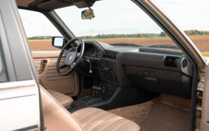 Image 39/80 of BMW 320i (1983)
