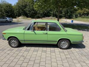 Bild 14/18 von BMW 1502 (1975)