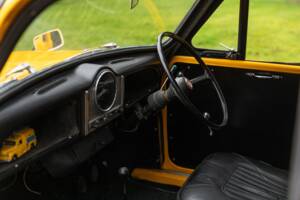 Image 29/50 of Morris Minor Van (1971)