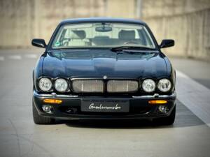 Bild 8/19 von Jaguar XJR 4.0 (1998)