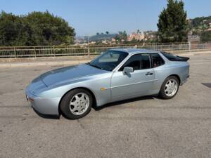Image 10/98 of Porsche 944 Turbo S (1988)