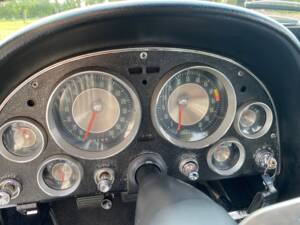 Bild 6/20 von Chevrolet Corvette Sting Ray (1963)