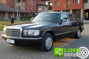 Image 1/10 de Mercedes-Benz 420 SE (1988)
