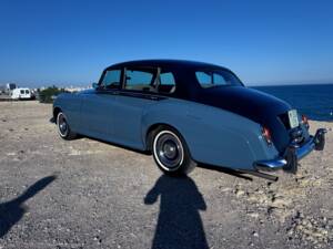 Image 25/46 of Bentley S 2 (1961)