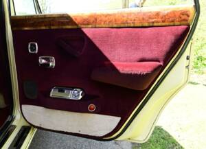 Bild 50/50 von Rolls-Royce Silver Shadow I (1977)